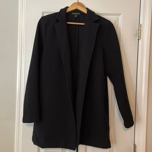 Banana Republic Medium, Unlined women’s black jacket w/side pockets